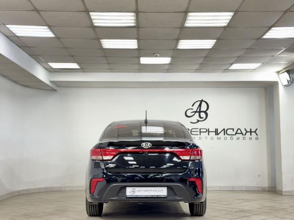 Kia Rio IV с пробегом 2017 года, цена 1 350 000 рублей, 115090 км, седан, Автокод Объявления