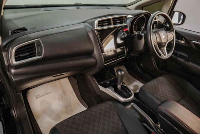 Honda Fit III с пробегом 2015 года, цена 1 169 000 рублей, 192515 км, хэтчбек, Автокод Объявления