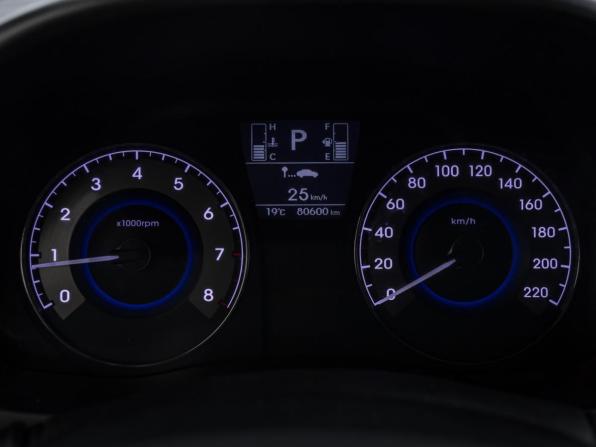 Hyundai Solaris I Рестайлинг с пробегом 2016 года, цена 1 219 000 рублей, 80000 км, хэтчбек, Автокод Объявления