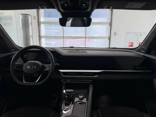 Geely Monjaro I с пробегом 2024 года, цена 3 670 000 рублей, 30000 км, внедорожник, Автокод Объявления