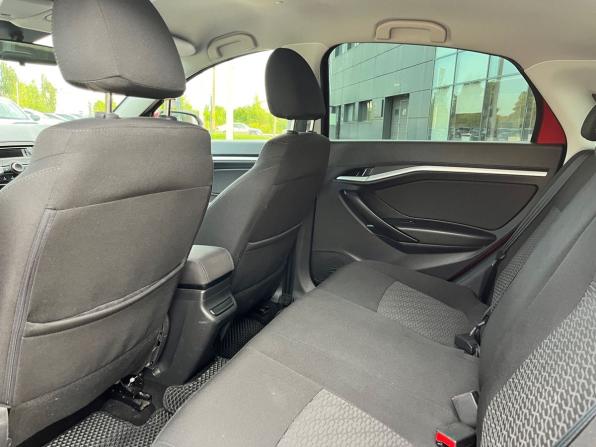 Lada (ВАЗ) Vesta I с пробегом 2019 года, цена 960 000 рублей, 83165 км, седан, Автокод Объявления