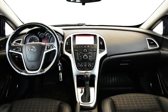 Opel Astra J Рестайлинг с пробегом 2014 года, цена 840 000 рублей, 149665 км, хэтчбек, Автокод Объявления