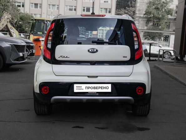 Kia Soul II Рестайлинг с пробегом 2018 года, цена 1 830 000 рублей, 130541 км, хэтчбек, Автокод Объявления
