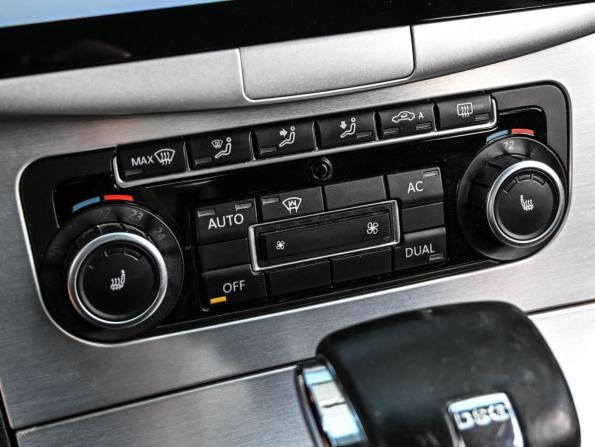 Volkswagen Passat B6 с пробегом 2010 года, цена 749 000 рублей, 262459 км, седан, Автокод Объявления