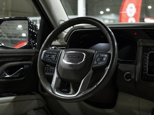 GMC Yukon V с пробегом 2022 года, цена 7 490 000 рублей, 79422 км, внедорожник, Автокод Объявления