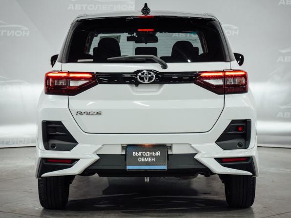 Toyota Raize I с пробегом 2021 года, цена 2 000 000 рублей, 39000 км, внедорожник, Автокод Объявления