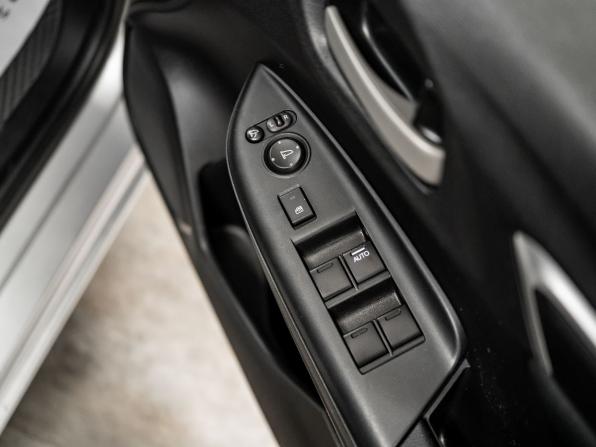 Honda Fit III с пробегом 2016 года, цена 1 030 000 рублей, 103000 км, хэтчбек, Автокод Объявления