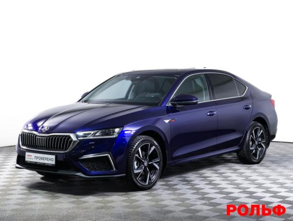Skoda Octavia IV (A8) с пробегом 2021 года, цена 2 498 000 рублей, 61691 км, лифтбек, Автокод Объявления