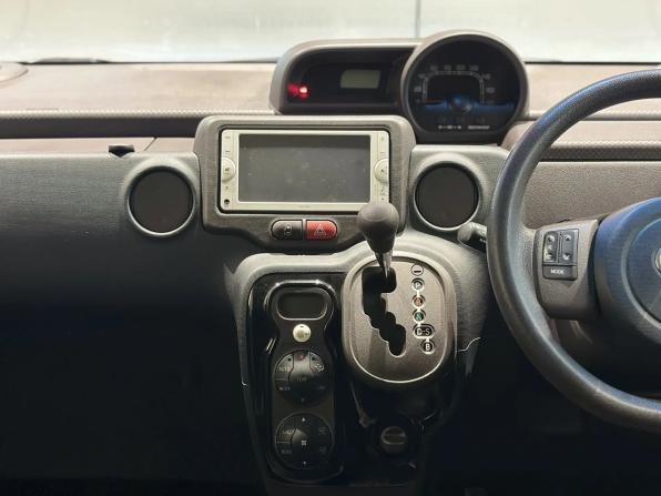 Toyota Spade с пробегом 2013 года, цена 890 000 рублей, 134262 км, компактвэн, Автокод Объявления