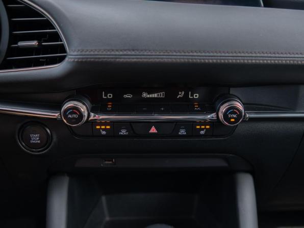 Mazda 3 IV (BP) с пробегом 2019 года, цена 1 999 000 рублей, 69076 км, седан, Автокод Объявления