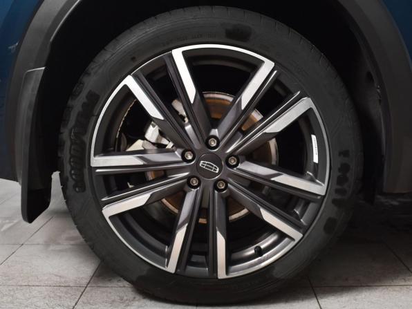 Geely Monjaro I с пробегом 2023 года, цена 3 549 995 рублей, 12486 км, внедорожник, Автокод Объявления