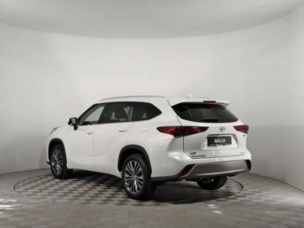 Toyota Highlander IV (XU70) с пробегом 2026 года, цена 5 890 000 рублей, 45 км, внедорожник, Автокод Объявления