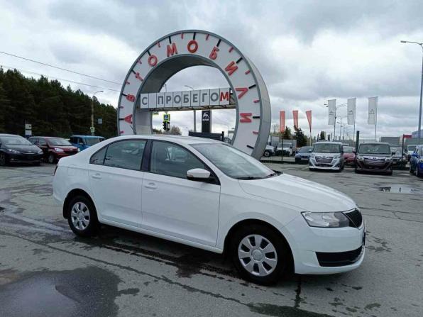 Skoda Rapid I Рестайлинг с пробегом 2017 года, цена 1 099 995 рублей, 97470 км, лифтбек, Автокод Объявления