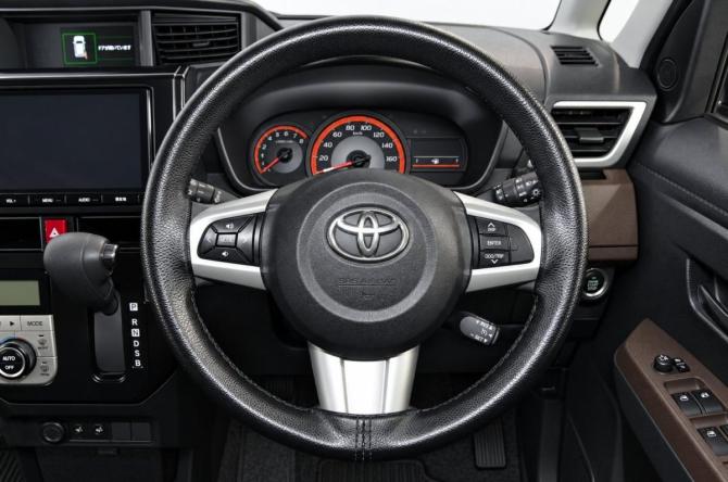 Toyota Tank I с пробегом 2017 года, цена 1 199 000 рублей, 38000 км, микровэн, Автокод Объявления