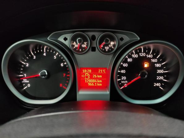 Ford Focus II Рестайлинг с пробегом 2008 года, цена 415 000 рублей, 128085 км, седан, Автокод Объявления