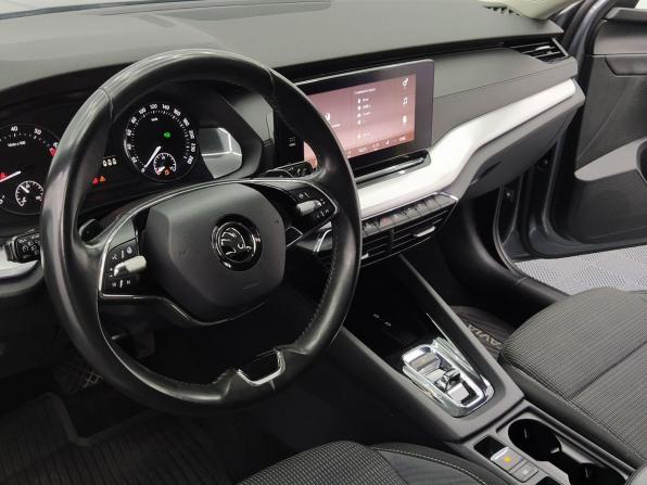 Skoda Octavia IV (A8) с пробегом 2021 года, цена 2 819 000 рублей, 77452 км, лифтбек, Автокод Объявления