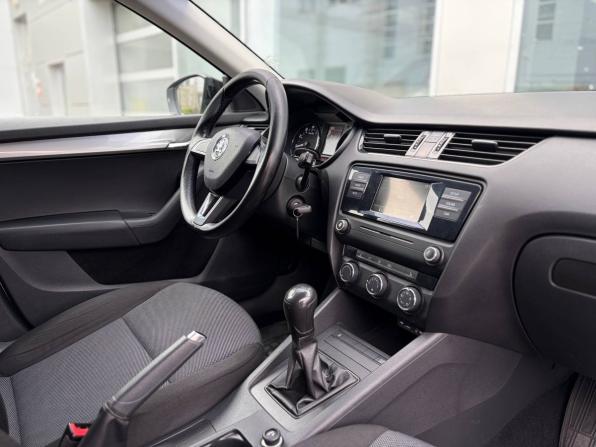 Skoda Octavia III (A7) с пробегом 2016 года, цена 885 000 рублей, 191584 км, лифтбек, Автокод Объявления