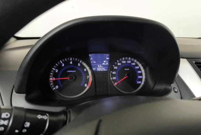 Hyundai Solaris I с пробегом 2011 года, цена 820 000 рублей, 99505 км, хэтчбек, Автокод Объявления