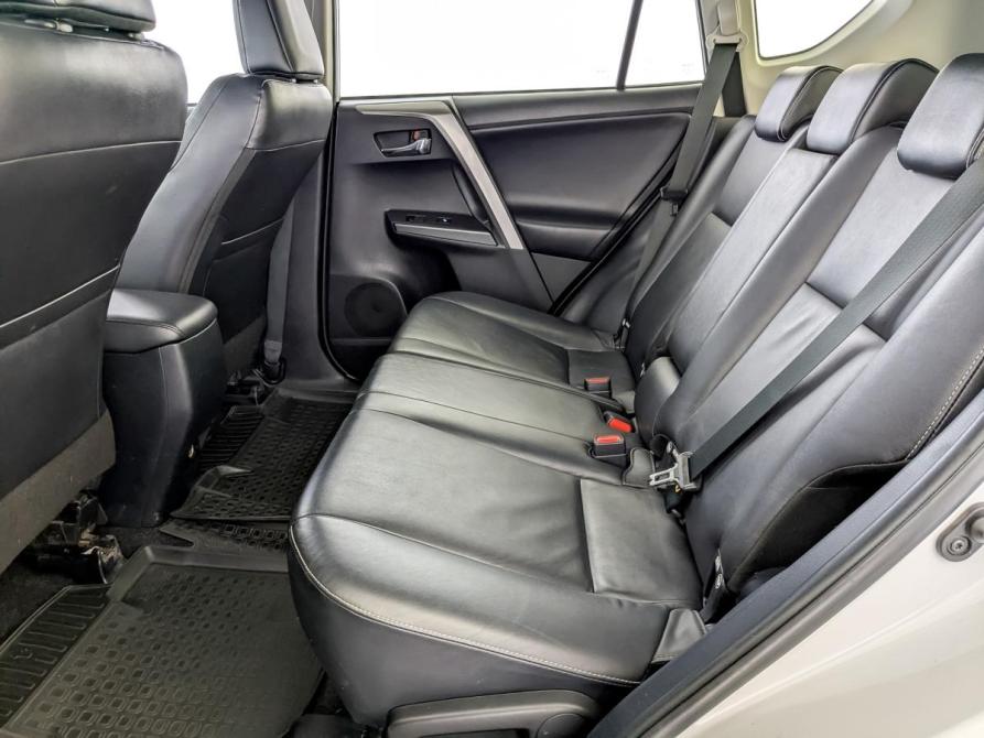 Toyota RAV4 IV (XA40) Рестайлинг Москва  - изображение 12