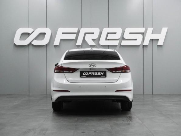 Hyundai Elantra VI (AD) с пробегом 2018 года, цена 1 539 000 рублей, 116532 км, седан, Автокод Объявления