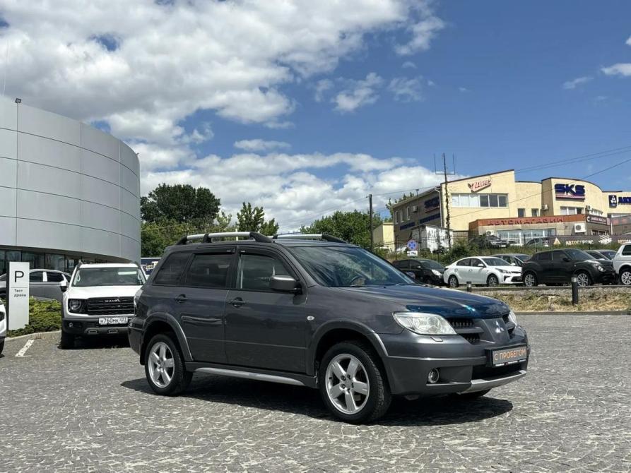 Mitsubishi Outlander I Крым  - изображение 3