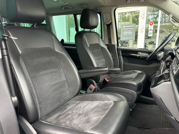 Volkswagen Multivan T6 с пробегом 2019 года, цена 3 399 000 рублей, 244158 км, минивэн, Автокод Объявления