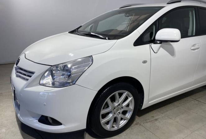 Toyota Verso I с пробегом 2012 года, цена 1 130 000 рублей, 271719 км, компактвэн, Автокод Объявления
