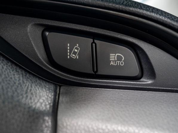 Toyota Vitz III (XP130) Рестайлинг с пробегом 2016 года, цена 795 000 рублей, 137300 км, хэтчбек, Автокод Объявления