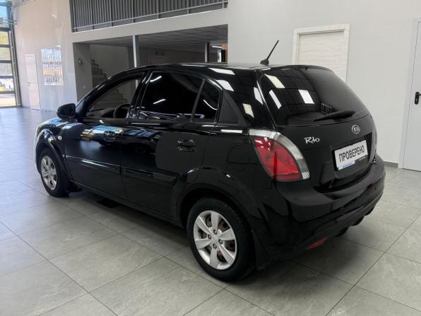 Kia Rio II Рестайлинг с пробегом 2010 года, цена 590 001 рубль, 183000 км, хэтчбек, Автокод Объявления