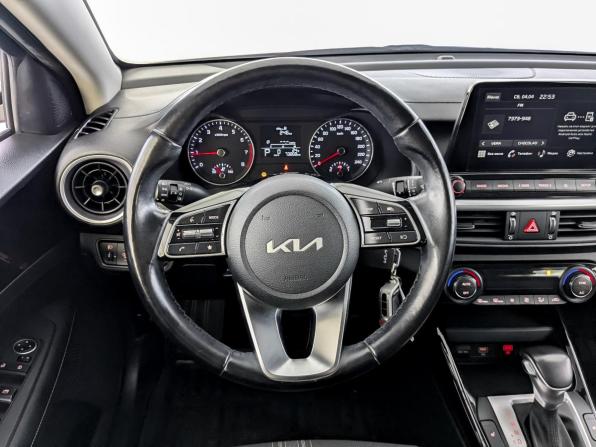 Kia Cerato IV Рестайлинг с пробегом 2021 года, цена 2 100 000 рублей, 73841 км, седан, Автокод Объявления