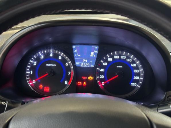 Hyundai Solaris I с пробегом 2013 года, цена 670 000 рублей, 163289 км, седан, Автокод Объявления