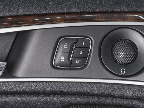 Lincoln MKZ II Рестайлинг с пробегом 2020 года, цена 2 500 000 рублей, 102930 км, седан, Автокод Объявления