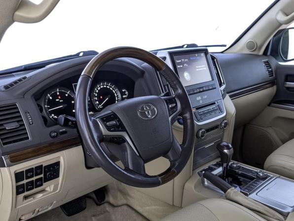 Toyota Land Cruiser 200 Series Рестайлинг 2 с пробегом 2016 года, цена 4 490 000 рублей, 251540 км, внедорожник, Автокод Объявления