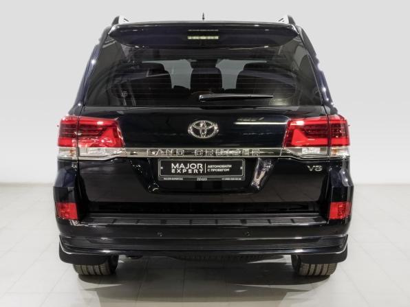 Toyota Land Cruiser 200 Series Рестайлинг 2 с пробегом 2019 года, цена 7 950 000 рублей, 95423 км, внедорожник, Автокод Объявления