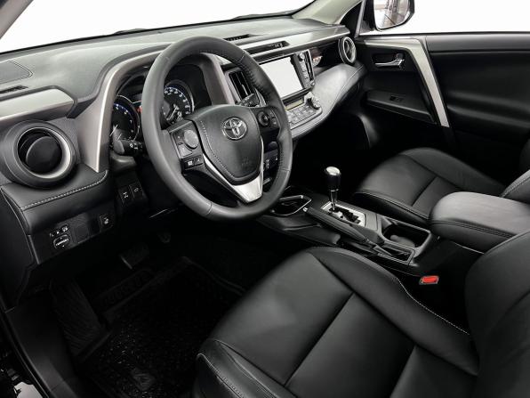 Toyota RAV4 IV (XA40) Рестайлинг с пробегом 2018 года, цена 3 250 000 рублей, 87200 км, внедорожник, Автокод Объявления