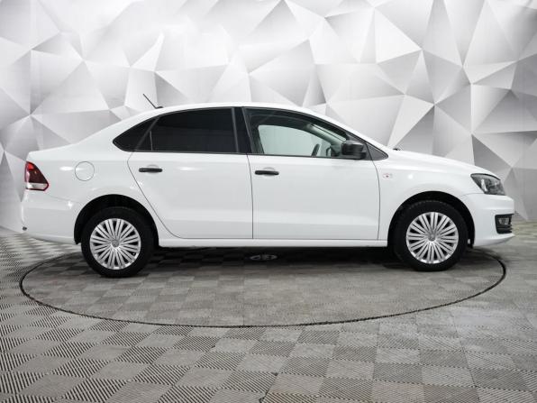 Volkswagen Polo V Рестайлинг с пробегом 2020 года, цена 1 340 000 рублей, 41444 км, седан, Автокод Объявления
