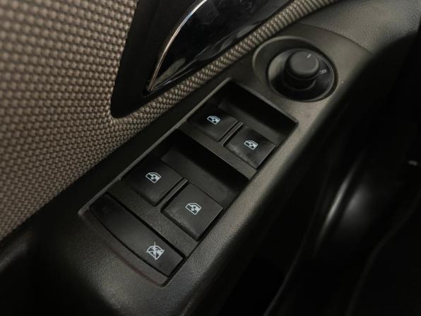 Chevrolet Cruze I Рестайлинг с пробегом 2013 года, цена 671 000 рублей, 152700 км, хэтчбек, Автокод Объявления