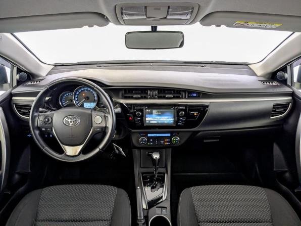 Toyota Corolla XI (E160 E170 E180) с пробегом 2013 года, цена 1 700 000 рублей, 86905 км, седан, Автокод Объявления