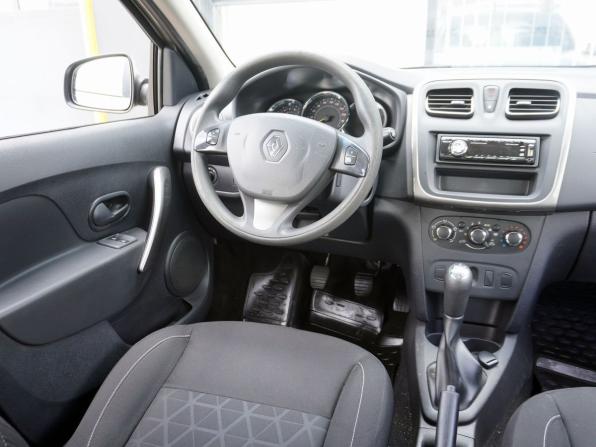Renault Sandero II с пробегом 2016 года, цена 980 000 рублей, 100920 км, хэтчбек, Автокод Объявления