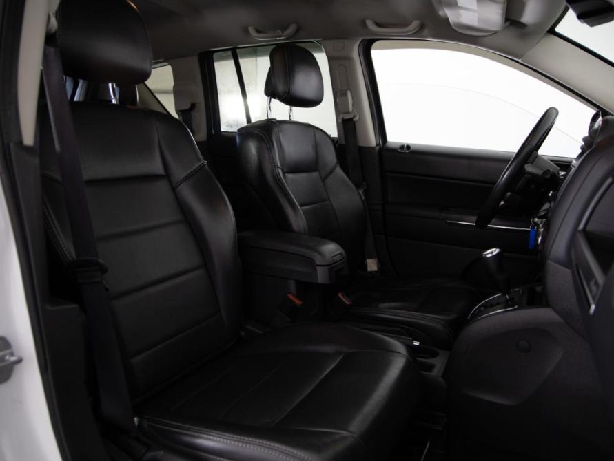 Jeep Compass I Рестайлинг Санкт-Петербург  - изображение 12