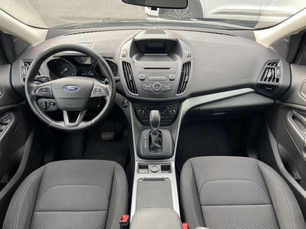 Ford Kuga II Рестайлинг с пробегом 2018 года, цена 980 000 рублей, 285000 км, внедорожник, Автокод Объявления