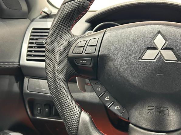 Mitsubishi Outlander II Рестайлинг с пробегом 2011 года, цена 639 000 рублей, 277575 км, внедорожник, Автокод Объявления