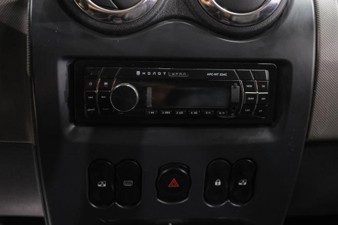 Renault Logan I Рестайлинг с пробегом 2011 года, цена 399 000 рублей, 230000 км, седан, Автокод Объявления