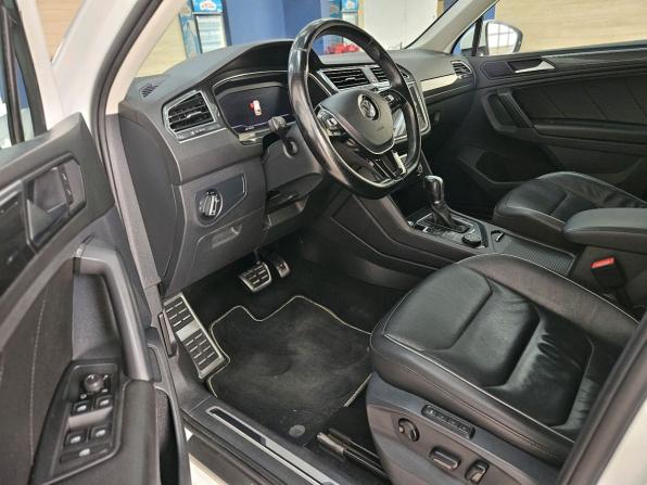 Volkswagen Tiguan II с пробегом 2018 года, цена 2 490 000 рублей, 192455 км, внедорожник, Автокод Объявления