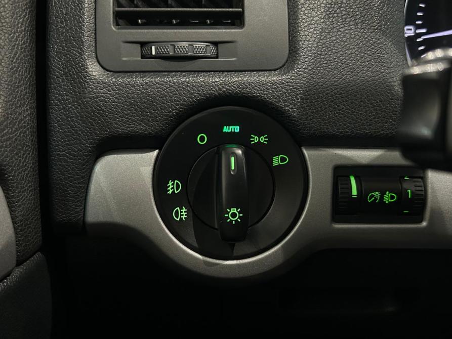 Skoda Octavia II (A5) Рестайлинг Санкт-Петербург  - изображение 21