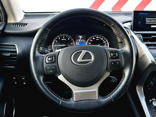 Lexus NX I с пробегом 2015 года, цена 3 190 000 рублей, 59300 км, внедорожник, Автокод Объявления