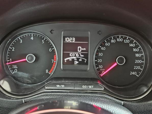Volkswagen Polo V Рестайлинг с пробегом 2018 года, цена 1 185 000 рублей, 104000 км, седан, Автокод Объявления