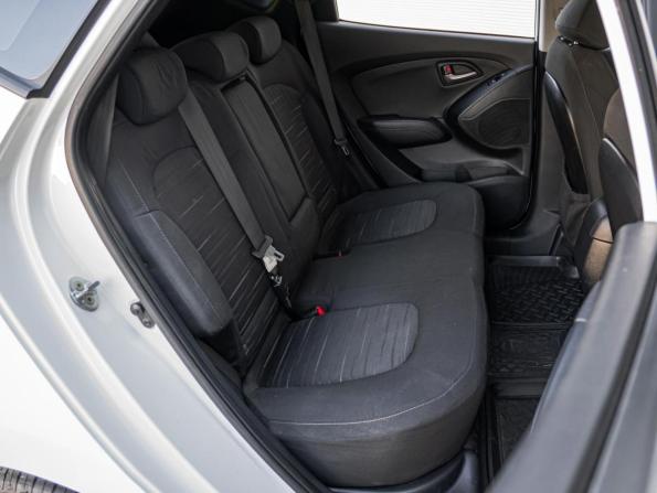 Hyundai ix35 I Рестайлинг с пробегом 2013 года, цена 1 280 000 рублей, 218560 км, внедорожник, Автокод Объявления
