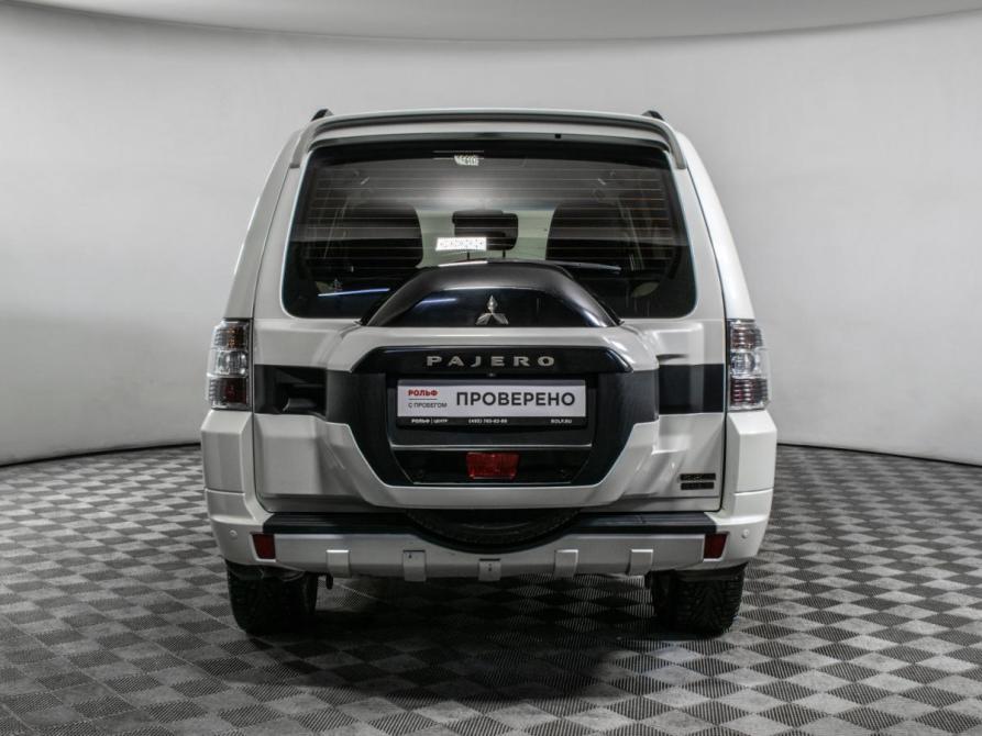 Mitsubishi Pajero IV Рестайлинг 2 Москва  - изображение 6