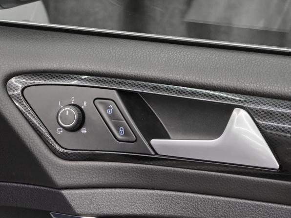 Volkswagen Golf VII с пробегом 2015 года, цена 1 249 000 рублей, 116000 км, универсал, Автокод Объявления